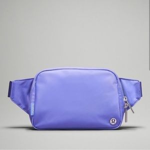 Lululemon Everywhere Belt Bag Large 2L- Dark Lavender